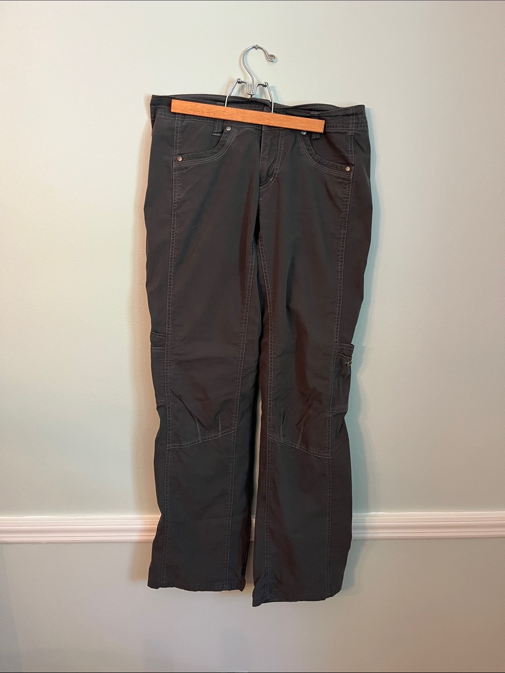 Kuhl women’s size 8 Charcoal Utility Pants